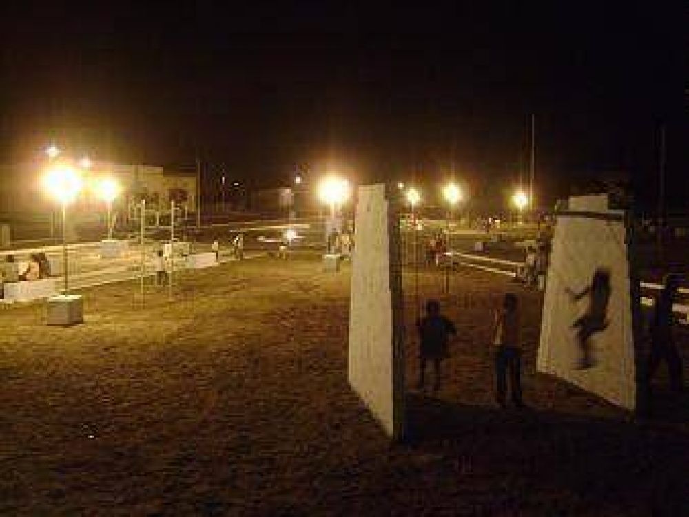 Polti visit� La Guardia, donde inaugur� obras