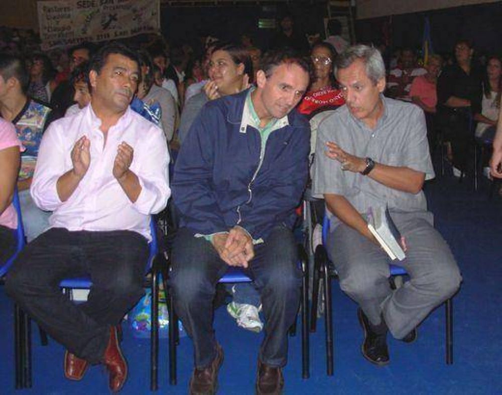 Bernardo Stamateas visit� San Mart�n