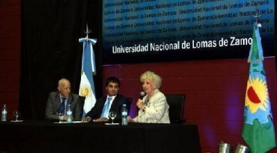 Estela de Carlotto: �este doctorado es de todas las Abuelas�