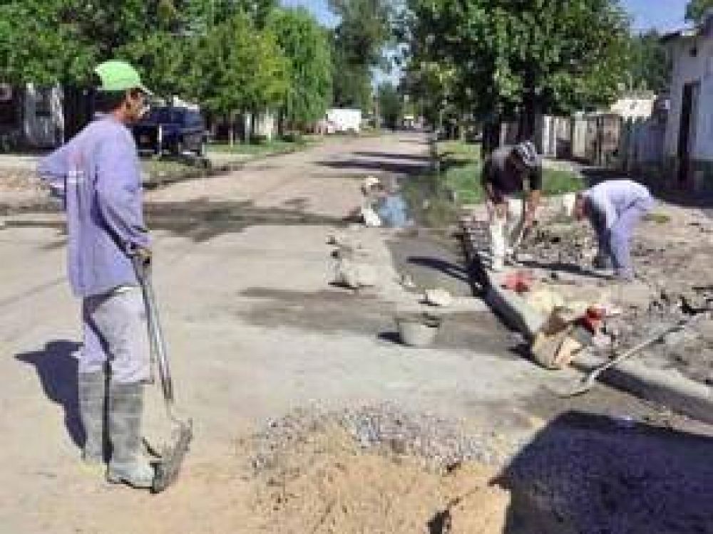 Buscan prevenir inundaciones en Parque Bar�n con m�s sumideros