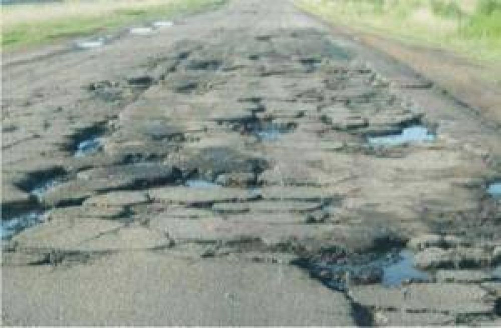 Reclaman que la ruta N� 50 sea repavimentada