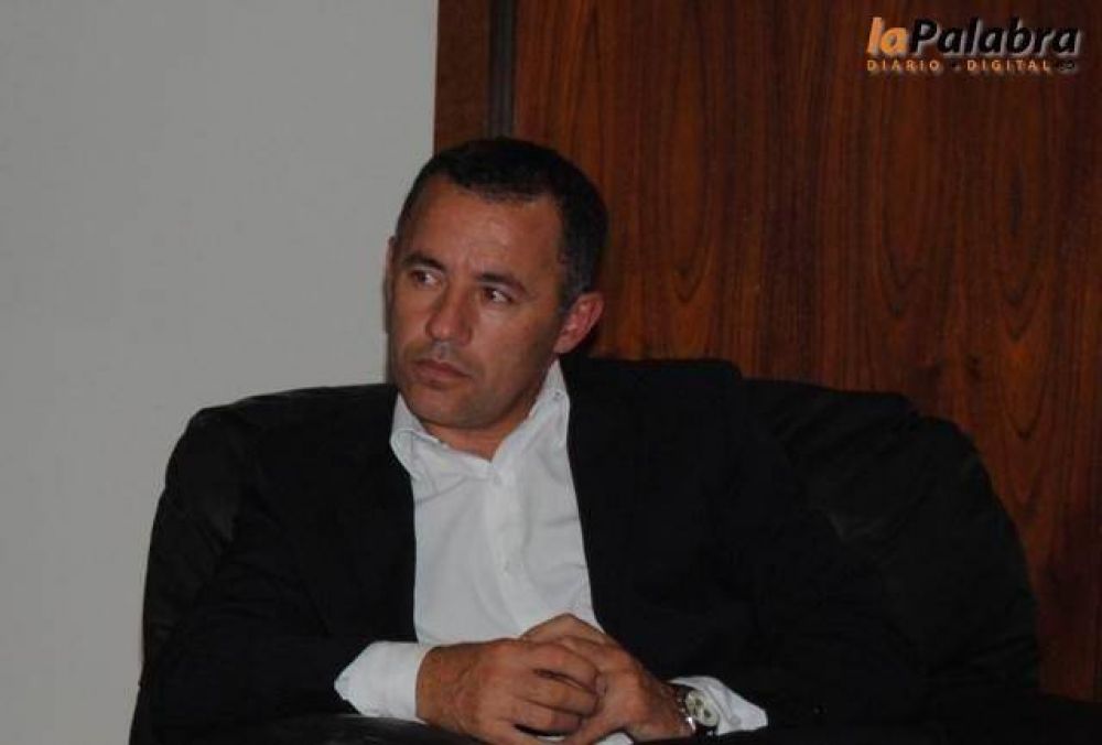 �Siendo yo el intendente�hay que respetar esta nueva autoridad�