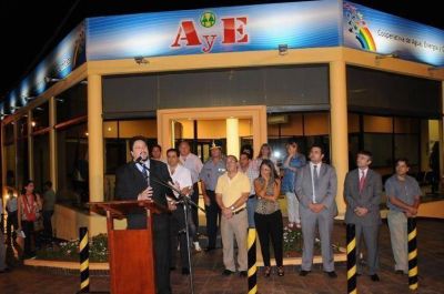 Closs: �Las cooperativas son enormes generadoras de trabajo�