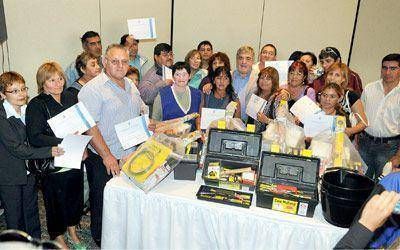 Chubut encabeza blanqueo de planes de empleo en el pa�s.