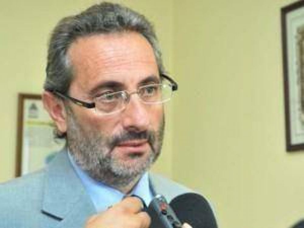 Fernando Fr�as: �necesitar�amos un presupuesto astron�mico para pavimentar las rutas provinciales�