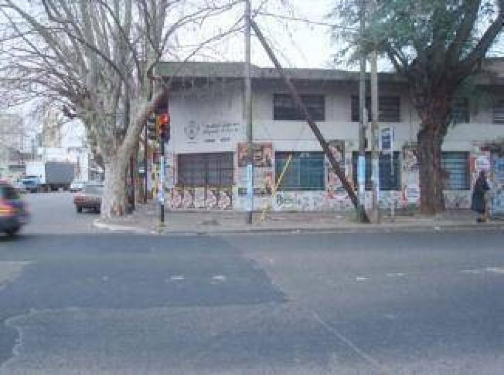 Alquilan un espacio temporal para la Escuela N� 505