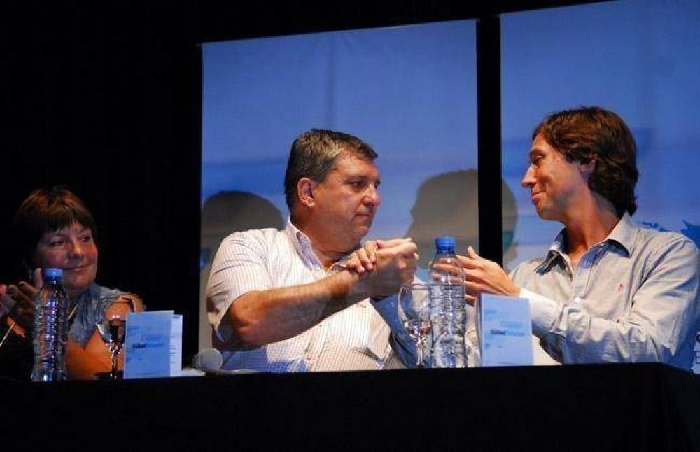 �Tato� Rodr�guez, por los chicos