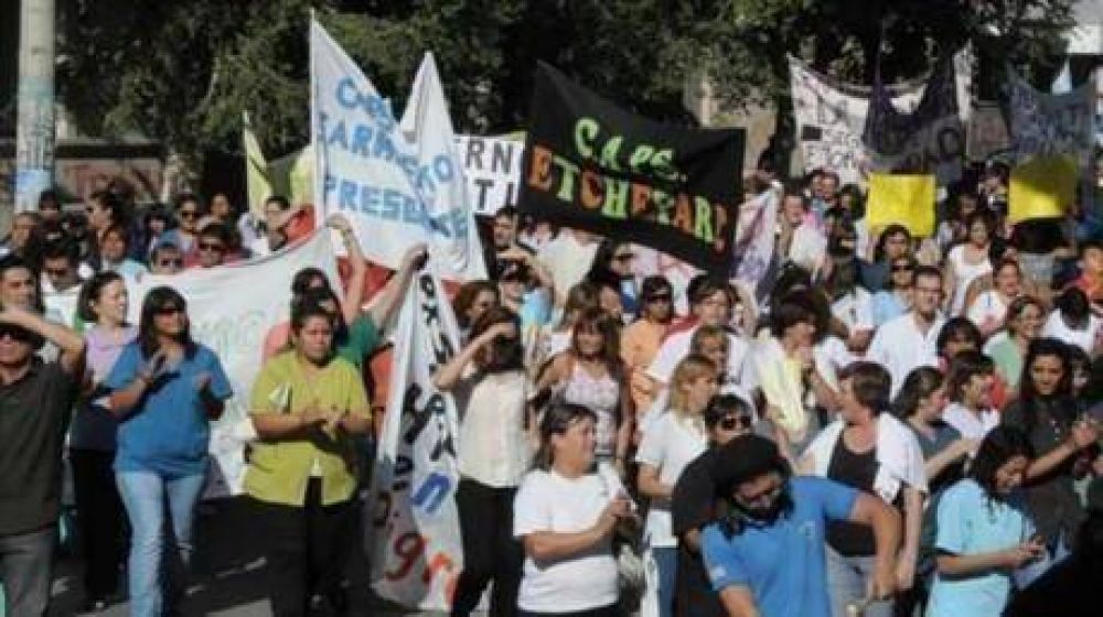 El hospital de Trelew hoy s�lo atender� las guardias