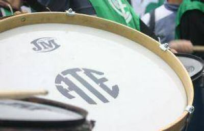 Trabajadores de ATE paran en la Provincia