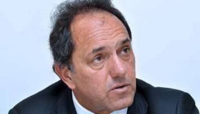 Scioli: "No hay atraso ni recorte" en env�o de fondos a intendencias