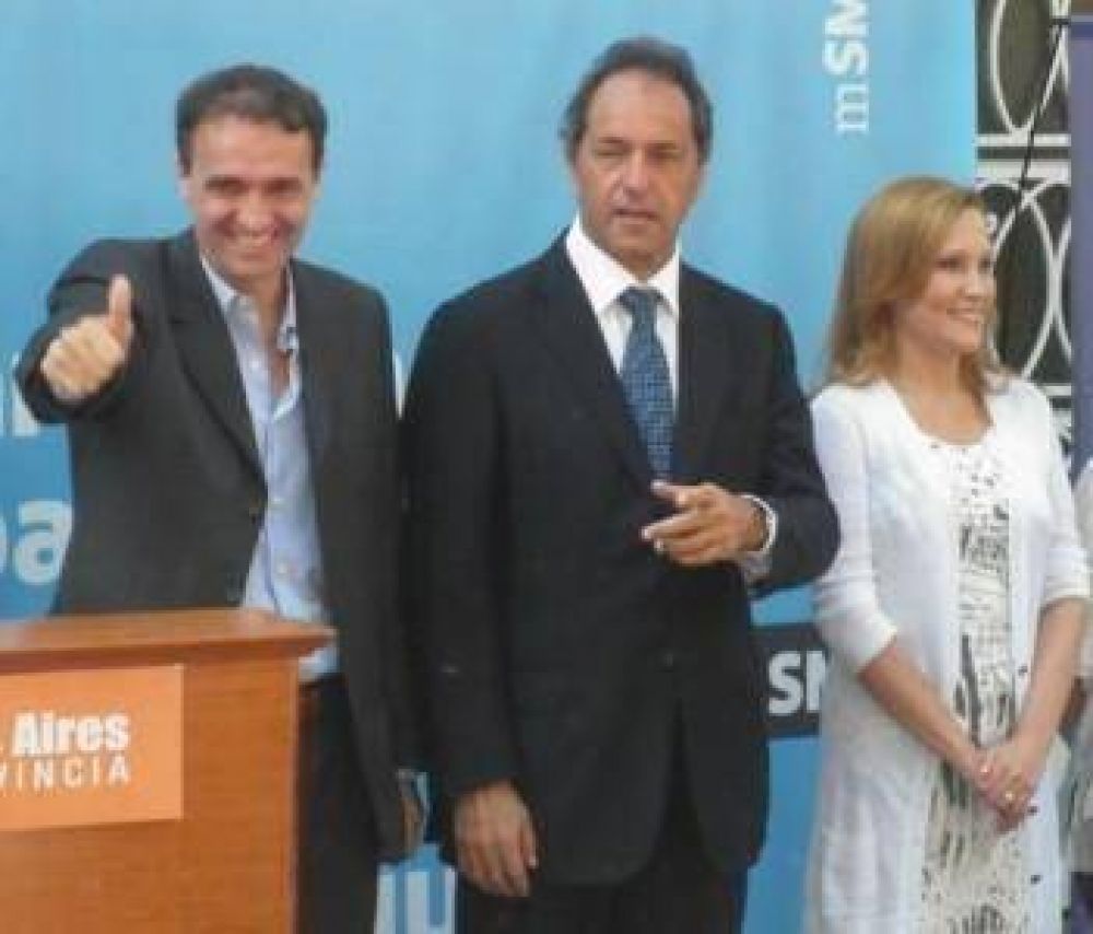 Katopodis, Scioli y Gvirtz dieron inicio oficialmente al Ciclo Lectivo en San Mart�n