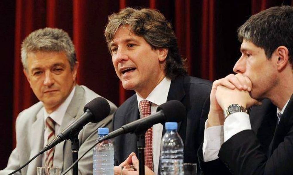 "Los m�s poderosos prefieren a los gerentes antes que a los intendentes�, asegur� Boudou