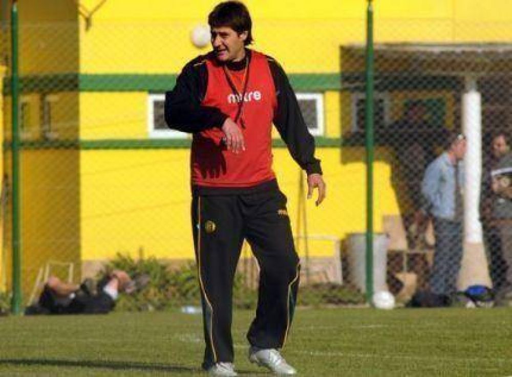 Quiroz indignado: �Parece que no quieren que Aldosivi siga subiendo�