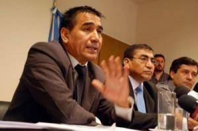 �Neuqu�n qued� en offside repecto a la pol�tica petrolera� dijo Rioseco