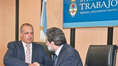 Lanzan un programa para emplear a j�venes que no estudian ni trabajan