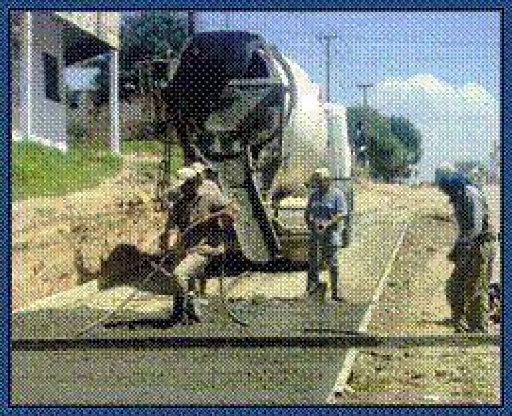Hundimiento de calles y veredas en la ciudad.
