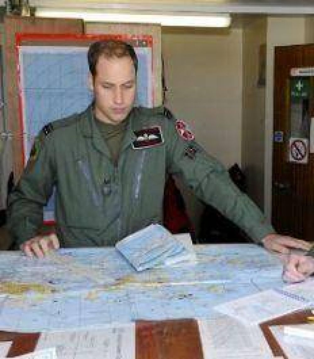 El pr�ncipe William culmin� su misi�n militar en Malvinas