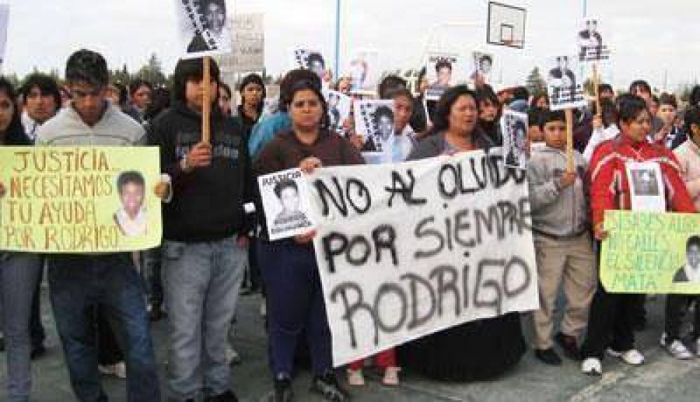 En trelew la gente se movilizo pidiendo justicia y seguridad