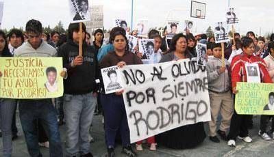 En trelew la gente se movilizo pidiendo justicia y seguridad