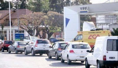 El viernes habr� un paro de 4 horas en las estaciones de servicio
