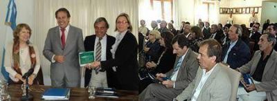 Abri� el Plenario de defensores del Pueblo en Bariloche