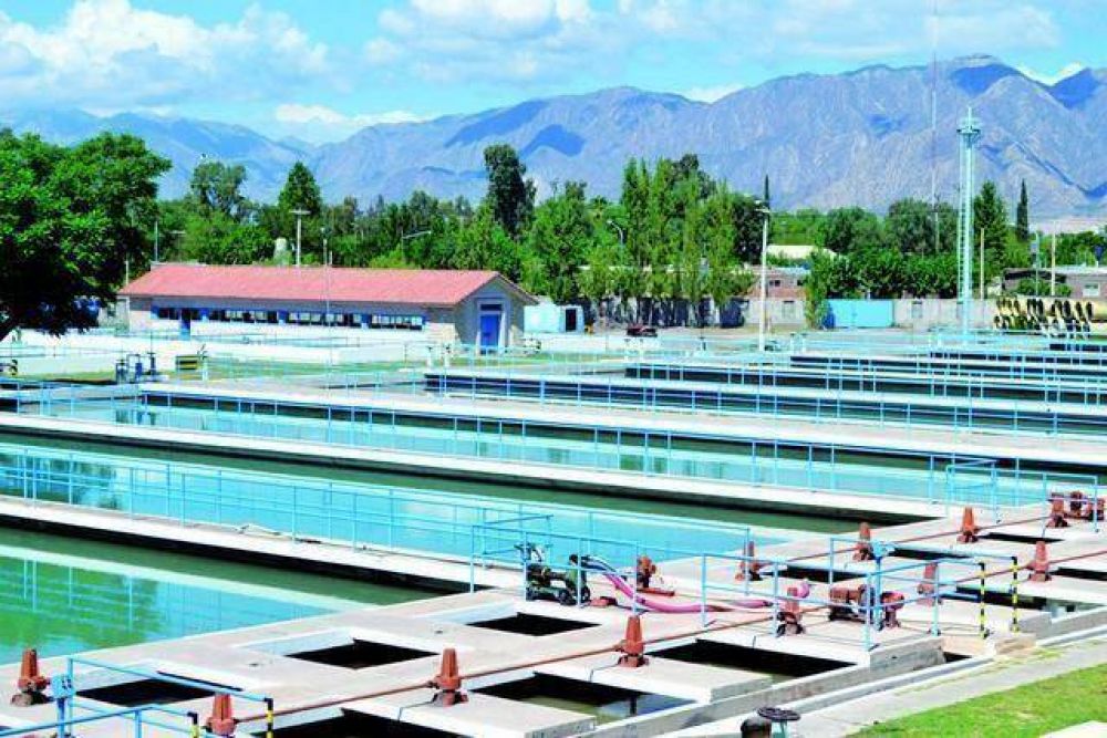 El 89% de la poblaci�n tiene agua potable y la red sigue extendi�ndose