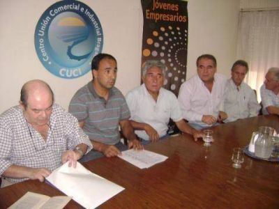 Carlos Navarro encabeza la Lista Az�l para las elecciones del CUCI