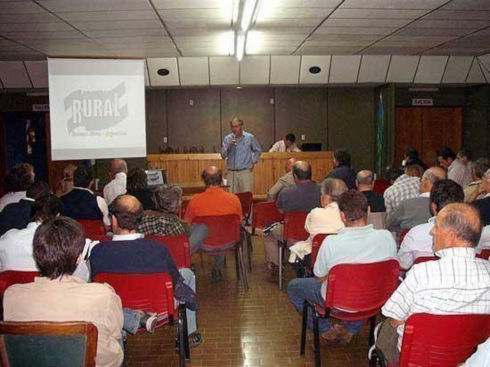 Aumento de la Tasa Vial: m�s de un centenar de productores se reunieron en la Sociedad Rural