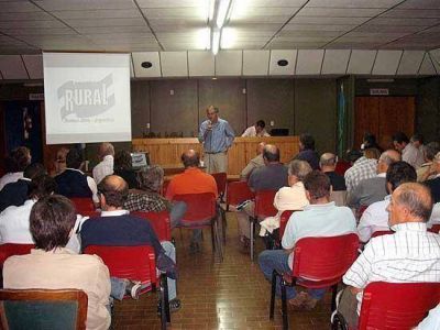 Aumento de la Tasa Vial: m�s de un centenar de productores se reunieron en la Sociedad Rural