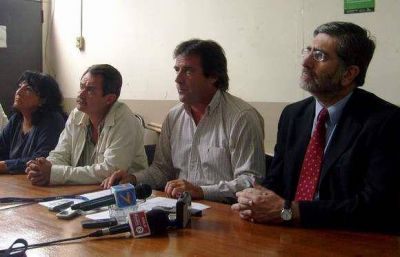 Radicales piden explicaciones sobre posible aumento de tarifas sobre luz y agua 