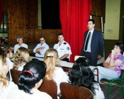 Comenz� el trabajo de concientizaci�n en las escuelas