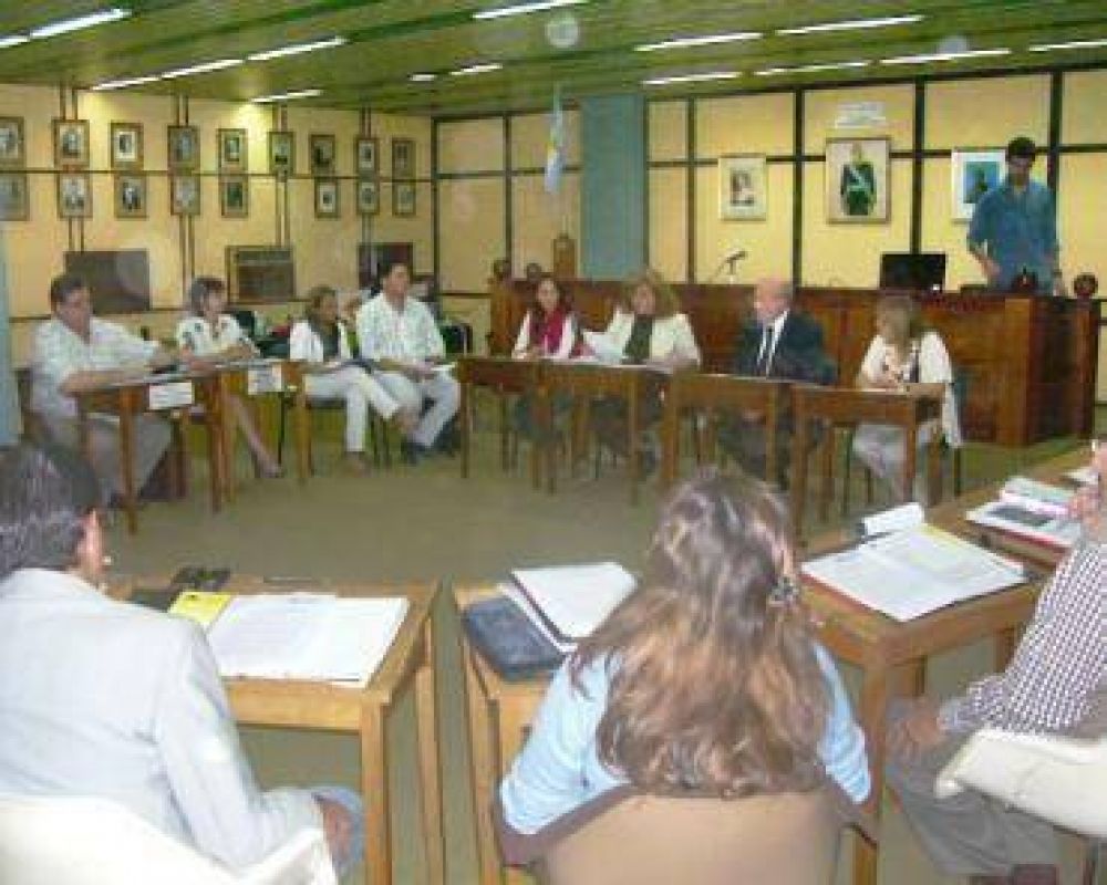 La UCU present� su proyecto en el Concejo