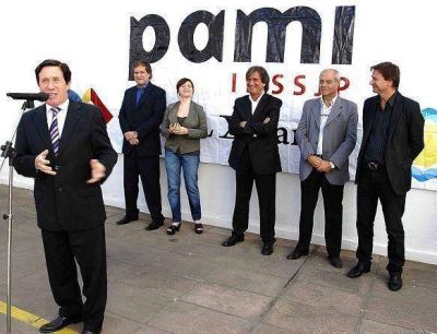 DAR�O D�AZ P�REZ EN EL HOMENAJE A LOS TRABAJADORES DEL PAMI, V�CTIMAS DEL TERRORISMO DE ESTADO