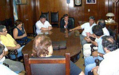 Puesteros del Mercado del Norte se reuniron con concejales