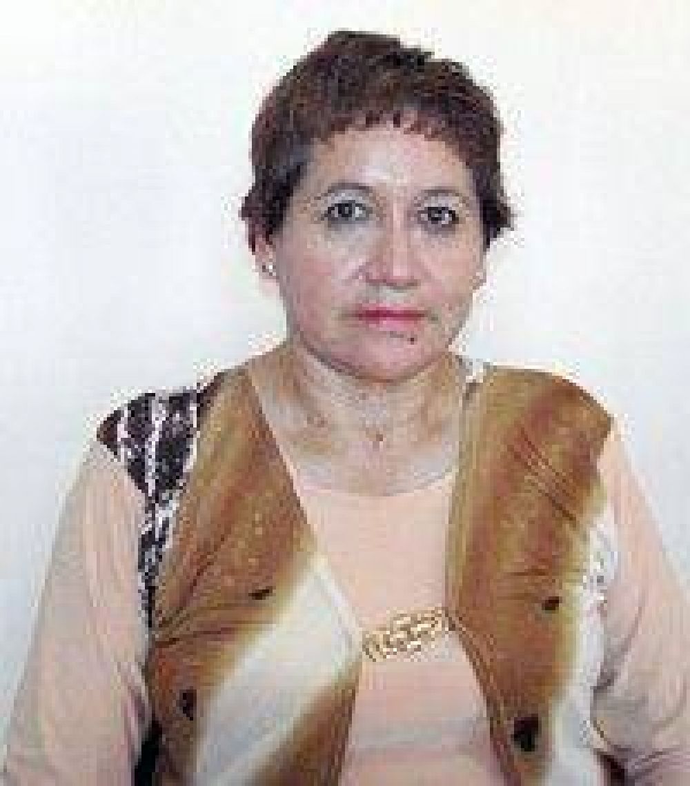 Mary Burgos da sorpresa, el candidato que no se enter� y Ampuero impugnado
