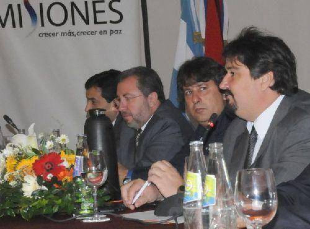 Closs destac� que la educaci�n, la colaboraci�n, la infraestructura y el control son fundamentales para la seguridad vial 