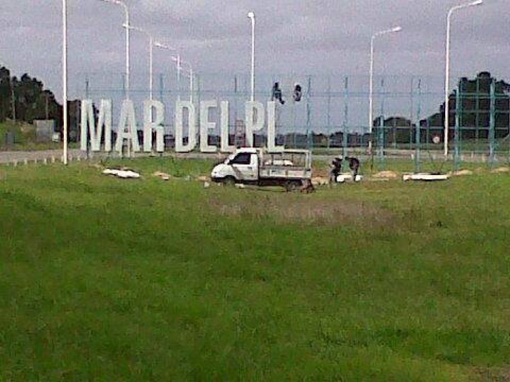 PM Baragiola se hizo eco de la indignaci�n de serranos por un cartel de la Provincia