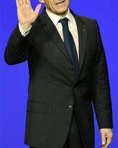 Sarkozy defiende el operativo