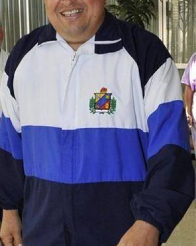 Ch�vez vuelve a Cuba para tratarse