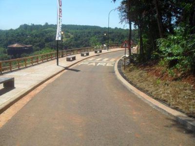 Con una gran fiesta se inaugur� en Iguaz� nuevo tramo de la costanera