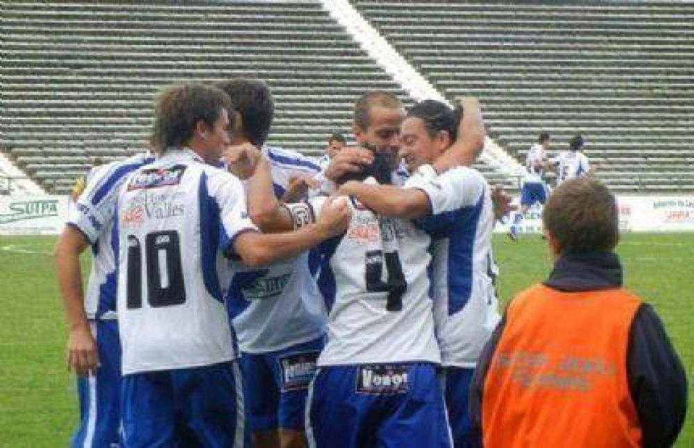 Alvarado baj� al puntero Once Tigres y Kimberley no pudo sacar ventaja ante Nueva Alianza