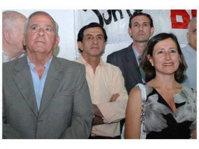 El socialismo ech� a Bargagna y Reggiardo