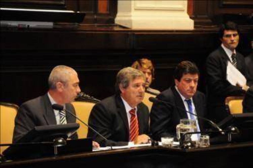 Contundente respaldo en la Legislatura al d�a de la Memoria, por Verdad y Justicia