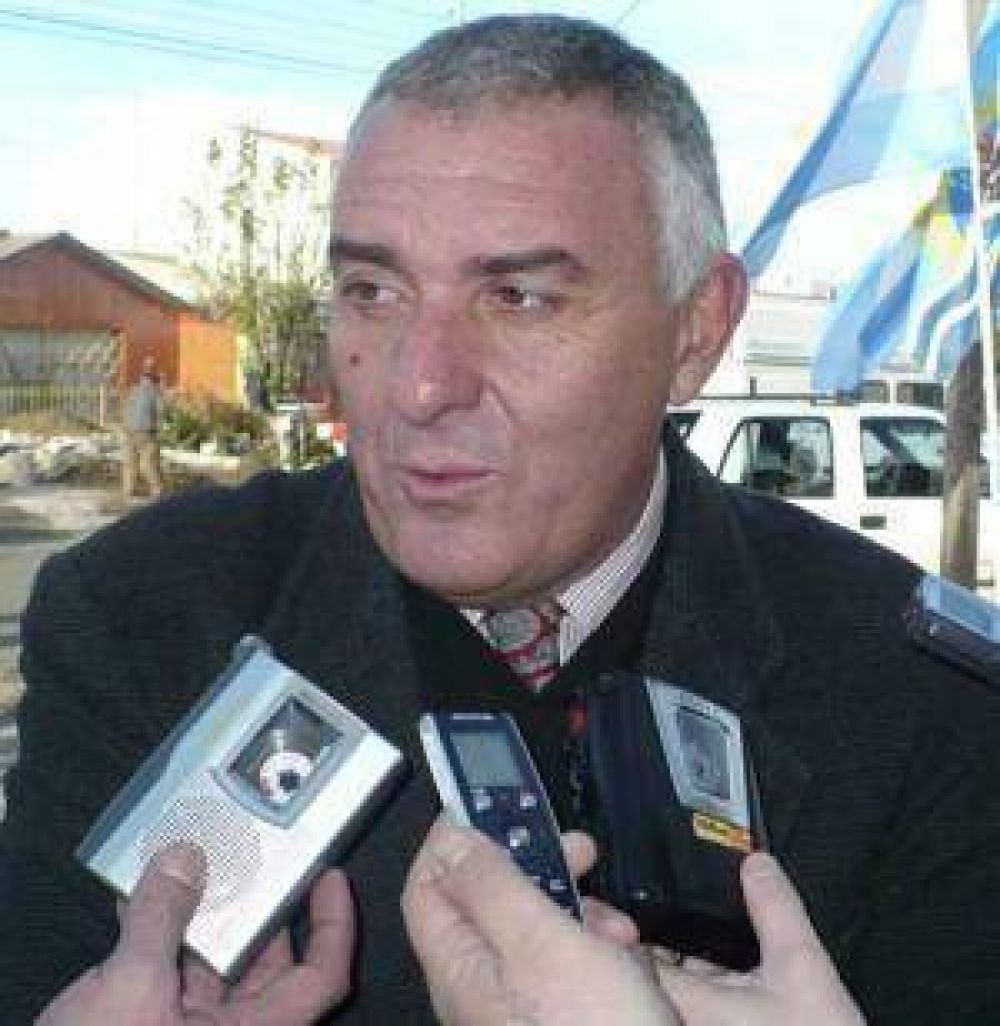  Borselli asegur� que en paritarias tambi�n estar� el tema salarial.