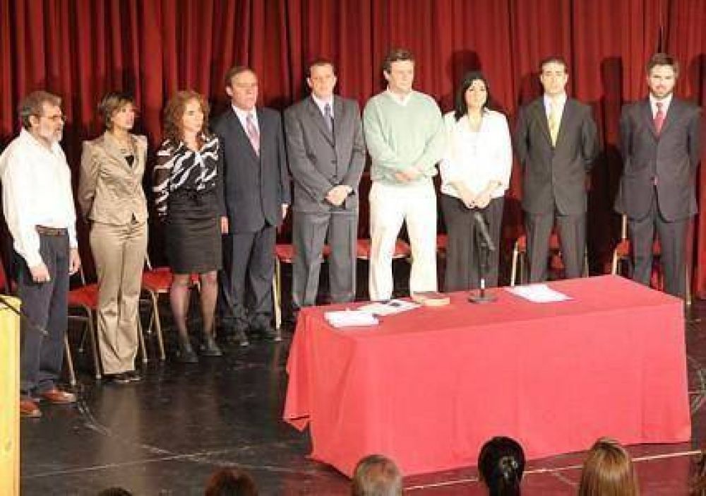 M�s de un 30% de aumento de sueldo para la planta pol�tica