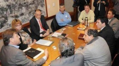 Comenzaron las paritarias en el municipio de Trelew