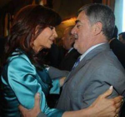  Das Neves visita a Cristina en olivos.