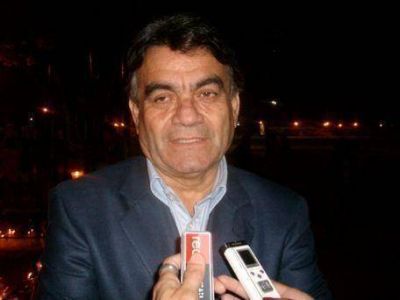 Francisco �Barba� Guti�rrez visit� Berisso: �Por la historia del nunca m�s, tenemos �ste presente�