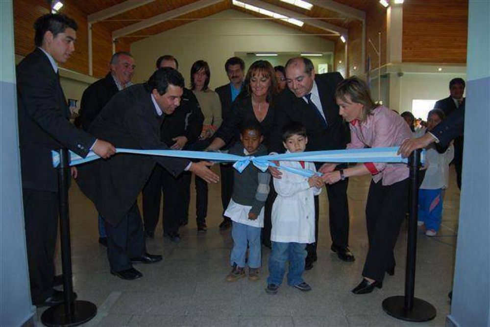 R�os plante� ante Giorgi puntos impositivos y administrativos que afectan a la industria fueguina.