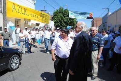 Transporte p�blico: Fern�ndez respald� el planteo de UTA local. Hoy llegar�an los telegramas para los trabajadores suspendidos